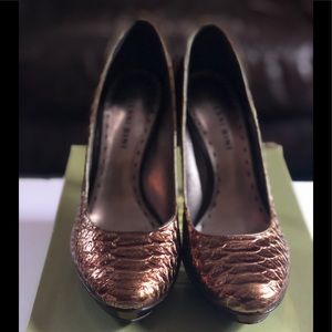 Gianni Bini Platform Heels